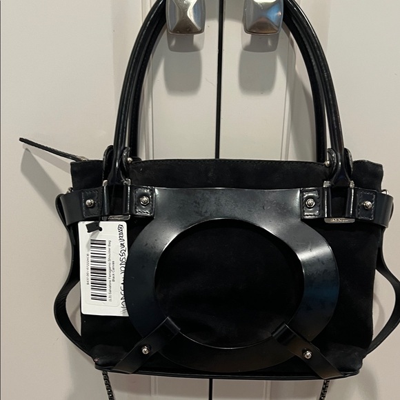 Salvatore Ferragamo Black Shoulder Bag with style chain attached❤️ - Picture 5 of 14